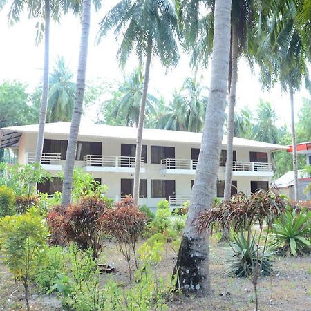 Coconhuts Beach Resort Lakshmanpur Kültér fotó