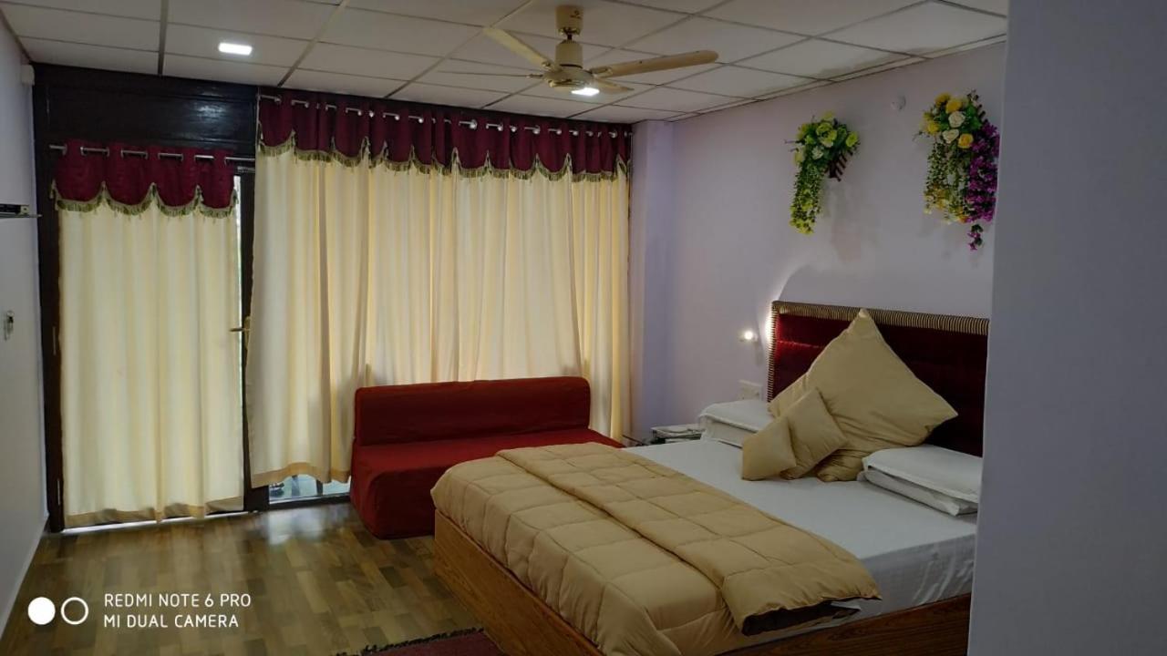 Coconhuts Beach Resort Lakshmanpur Kültér fotó